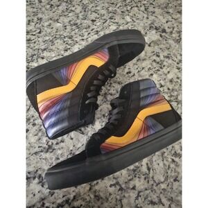 VANS Sk8 Hi Refract High Top Size 7 Men / 8.5 Women